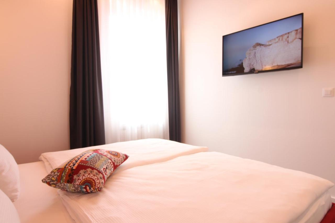 Sarajevo History Apartments ภายนอก รูปภาพ